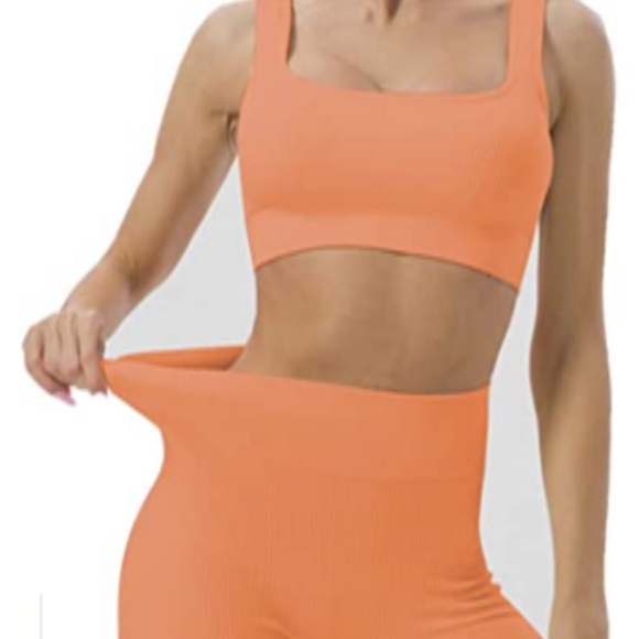 Two Piece Yoga Workout Set - Picture 6 of 6